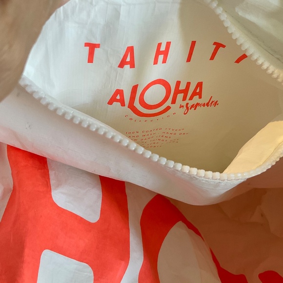 ALOHA Collection Temae Tahiti Large Reversible Bag - Picture 8 of 8